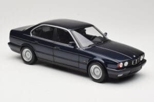 BMW 535i E34 Blue Metallic Minichamps 1:18 100024004 Metalas - nuotrauka 6 iš 8