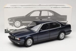 BMW 535i E34 Blue Metallic Minichamps 1:18 100024004 Metalas - nuotrauka 8 iš 8