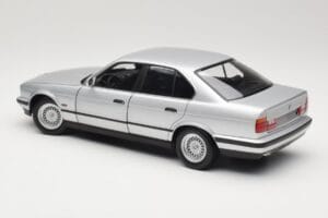 BMW 535i E34 Sidabrinis Minichamps 1:18 100024005 Metalas - nuotrauka 7 iš 8