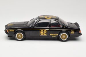 BMW 635 CSi E24 #62 J. Richards JPS Team BMW ATCC Winner 1985 AUTOart 1:18 88548 Metalas - nuotrauka 4 iš 8
