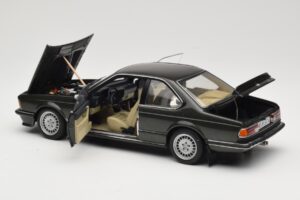 BMW 635 CSi E24 Malachit Green Metallic AUTOart 1:18 70522 Metalas - nuotrauka 5 iš 8