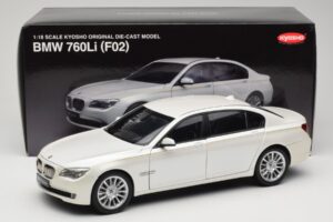 BMW 7 Series F02 760Li Brilliant White Kyosho 1:18 08783BRW Metalas - nuotrauka 8 iš 8
