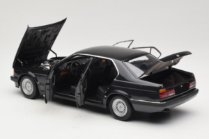 BMW 730i E32 Black Metallic Minichamps 1:18 100023002 Metalas - nuotrauka 5 iš 8
