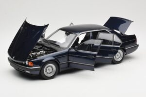 BMW 730i E32 Mėlynas Metallic Minichamps 1:18 100023006 Metalas - nuotrauka 2 iš 8