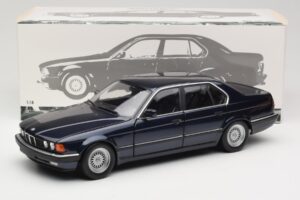 BMW 730i E32 Mėlynas Metallic Minichamps 1:18 100023006 Metalas - nuotrauka 8 iš 8