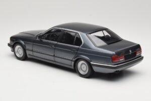BMW 730i E32 Grey Metallic Minichamps 1:18 100023005 Metalas - nuotrauka 7 iš 8