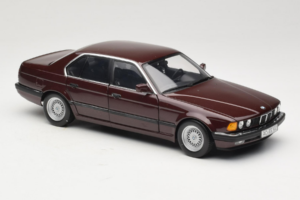 BMW 730i E32 Red Metallic Minichamps 1:18 100023001 Metalas - nuotrauka 6 iš 8