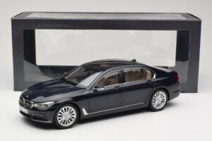 BMW 750Li F02 Imperial Blue Paragon 1:18 80432405586 Metalas - nuotrauka 8 iš 8