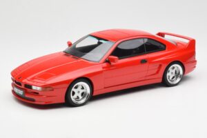 BMW 850i E31 Koenig Special Raudonas GT Spirit 1:18 GT250 Derva