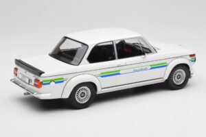 BMW Alpina 2002 E10 Turbo Baltas MCG 1:18 MCG18409-R Metalas - nuotrauka 2 iš 6