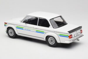 BMW Alpina 2002 E10 Turbo Baltas MCG 1:18 MCG18409-R Metalas - nuotrauka 5 iš 6