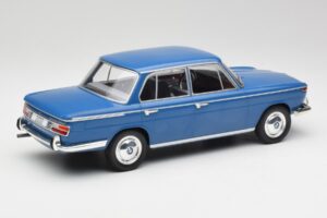 BMW 2000 Tilux E120 Caribe Mėlynas MCG 1:18 MCG18291 Metalas - nuotrauka 2 iš 6
