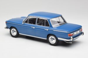 BMW 2000 Tilux E120 Caribe Mėlynas MCG 1:18 MCG18291 Metalas - nuotrauka 5 iš 6