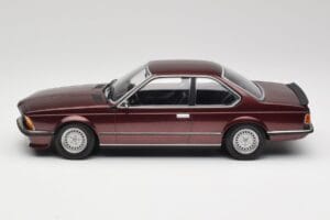 BMW 635 CSi E24 Karmesinrot Metallic Minichamps 1:18 155028105 Metalas - nuotrauka 3 iš 6