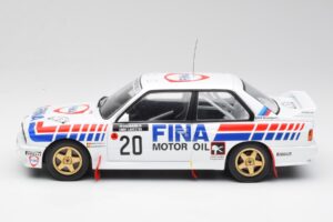 BMW E30 M3 #20 M. Duez / A. Lopes 1000 Lakes Rally 1989 IXO 1:18 18RMC132 Metalas - nuotrauka 3 iš 6