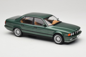 BMW Alpina B11 E32 3.5 Metallic Green MCG 1:18 MCG18233 Metalas - nuotrauka 4 iš 6