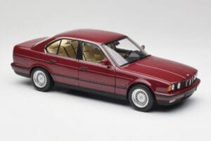 BMW 535i E34 Raudonas Minichamps 1:18 100024002 Metalas - nuotrauka 6 iš 8