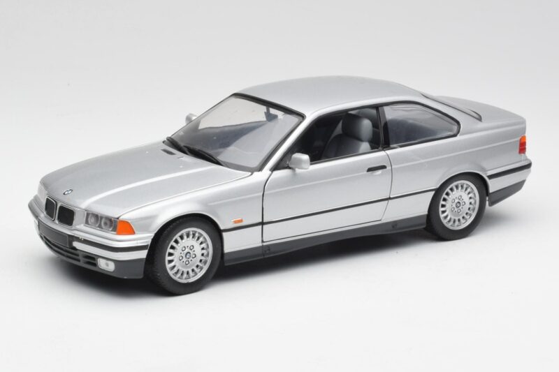 BMW 3 Series E36 Coupe Sidabrinis UT Models 1:18 180023321 Metalas