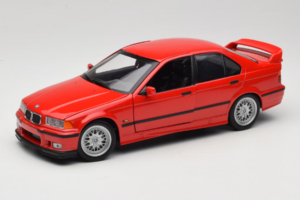 BMW 318is E36 Hellrot UT Models 1:18 180024302-R1 Metalas