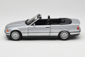 BMW 3 Series E36 Kabrioletas Sidabrinis UT Models 1:18 BMW008 Metalas - nuotrauka 4 iš 8