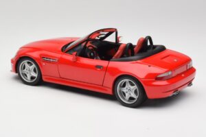 BMW Z3 E36 M Roadster Imola Raudonas UT Models 1:18 20411 Metalas - nuotrauka 7 iš 8
