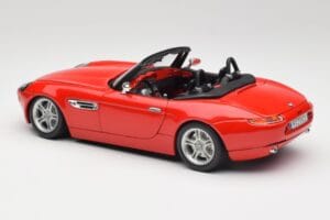 BMW Z8 E52 Raudonas Bburago 1:18 Z8001 Metalas - nuotrauka 7 iš 8