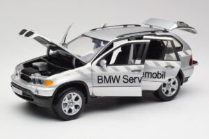 BMW X5 E53 3.0d Service Mobil Kyosho 1:18 80430305646 Metalas - nuotrauka 2 iš 8