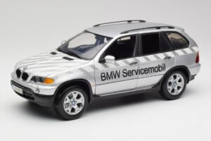 BMW X5 E53 3.0d Service Mobil Kyosho 1:18 80430305646 Metalas