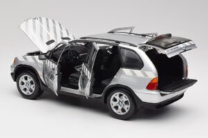 BMW X5 E53 3.0d Service Mobil Kyosho 1:18 80430305646 Metalas - nuotrauka 5 iš 8