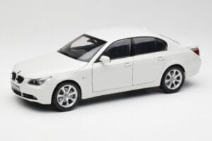 BMW E60 545i Alpine Baltas Kyosho 1:18 08591W Metalas