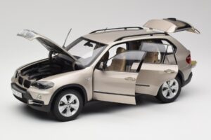 BMW X5 E70 4.8i Platinum Bronzinis Metalinis Kyosho 1:18 80430413413 Metalas - nuotrauka 2 iš 8