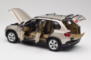 BMW X5 E70 4.8i Platinum Bronzinis Metalinis Kyosho 1:18 80430413413 Metalas - nuotrauka 5 iš 8