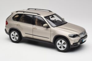 BMW X5 E70 4.8i Platinum Bronzinis Metalinis Kyosho 1:18 80430413413 Metalas - nuotrauka 6 iš 8