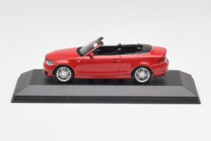 BMW 1 Serija E88 Kabrioletas Karmazinė Raudona Minichamps 1:43 431026230 Metalas