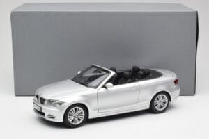 BMW 135i E88 Kabrioletas Titan Sidabrinis Kyosho 1:18 80430427021 Metalas - nuotrauka 8 iš 8