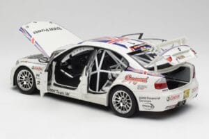BMW E90 320si #1 A. Priaulx WTCC Champion 2006 Kyosho 1:18 80430429067 Metalas - nuotrauka 5 iš 8