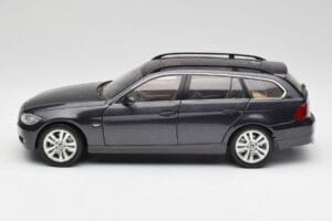 BMW 330i E91 Touring Tamsiai Pilkas Kyosho 1:18 80430394360 Metalas - nuotrauka 4 iš 8