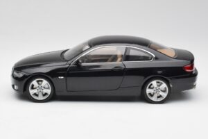 BMW 3 E92 Coupe Juodas Kyosho 1:18 80430407222 Metalas - nuotrauka 4 iš 8