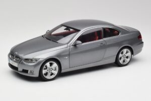 BMW 330i E92 Coupe Pilkas Metalinis Kyosho 1:18 80430407220 Metalas