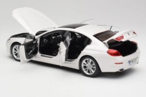 BMW 6 F06 Gran Coupe Mineral Baltas Paragon 1:18 80432218741 Metalas - nuotrauka 5 iš 8