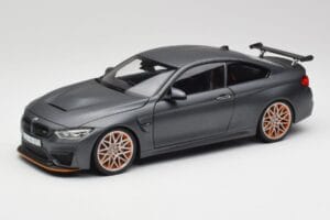 BMW M4 F82 GTS Frozen Pilkas Minichamps 1:18 80432411555 Metalas