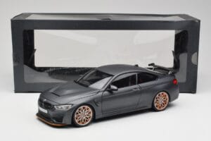 BMW M4 F82 GTS Frozen Pilkas Minichamps 1:18 80432411555 Metalas - nuotrauka 8 iš 8