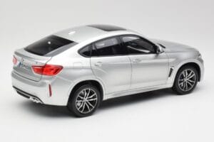 BMW X6 M F86 Sidabrinis Norev 1:18 183200 Metalas - nuotrauka 3 iš 8