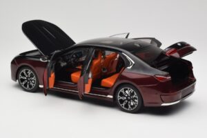 BMW i7 G70 Black & Red Metallic Minichamps 1:18 110023201 Metalas - nuotrauka 5 iš 8