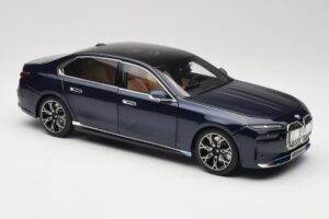 BMW i7 G70 Blue Metallic Minichamps 1:18 110023202 Metalas - nuotrauka 6 iš 8