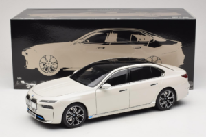 BMW i7 G70 White Metallic Minichamps 1:18 110023200 Metalas - nuotrauka 8 iš 8