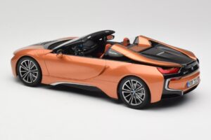 BMW i8 Roadster E-Varis Minichamps 1:18 80432454784 Metalas - nuotrauka 5 iš 6