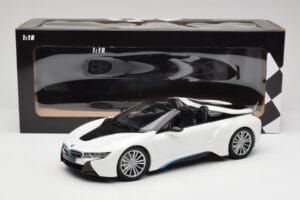 BMW i8 Roadster I15 Baltas Metalinis Minichamps 1:18 155027031 Metalas - nuotrauka 6 iš 6