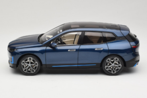 BMW iX Blue Metallic Minichamps 1:18 110023100 Metalas - nuotrauka 4 iš 8