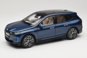 BMW iX Blue Metallic Minichamps 1:18 110023100 Metalas